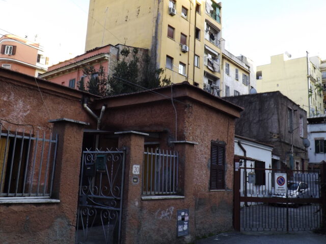 Modi di abitare alla Marranella: edilizia spontanea, vita sociale e presa in cura della strada